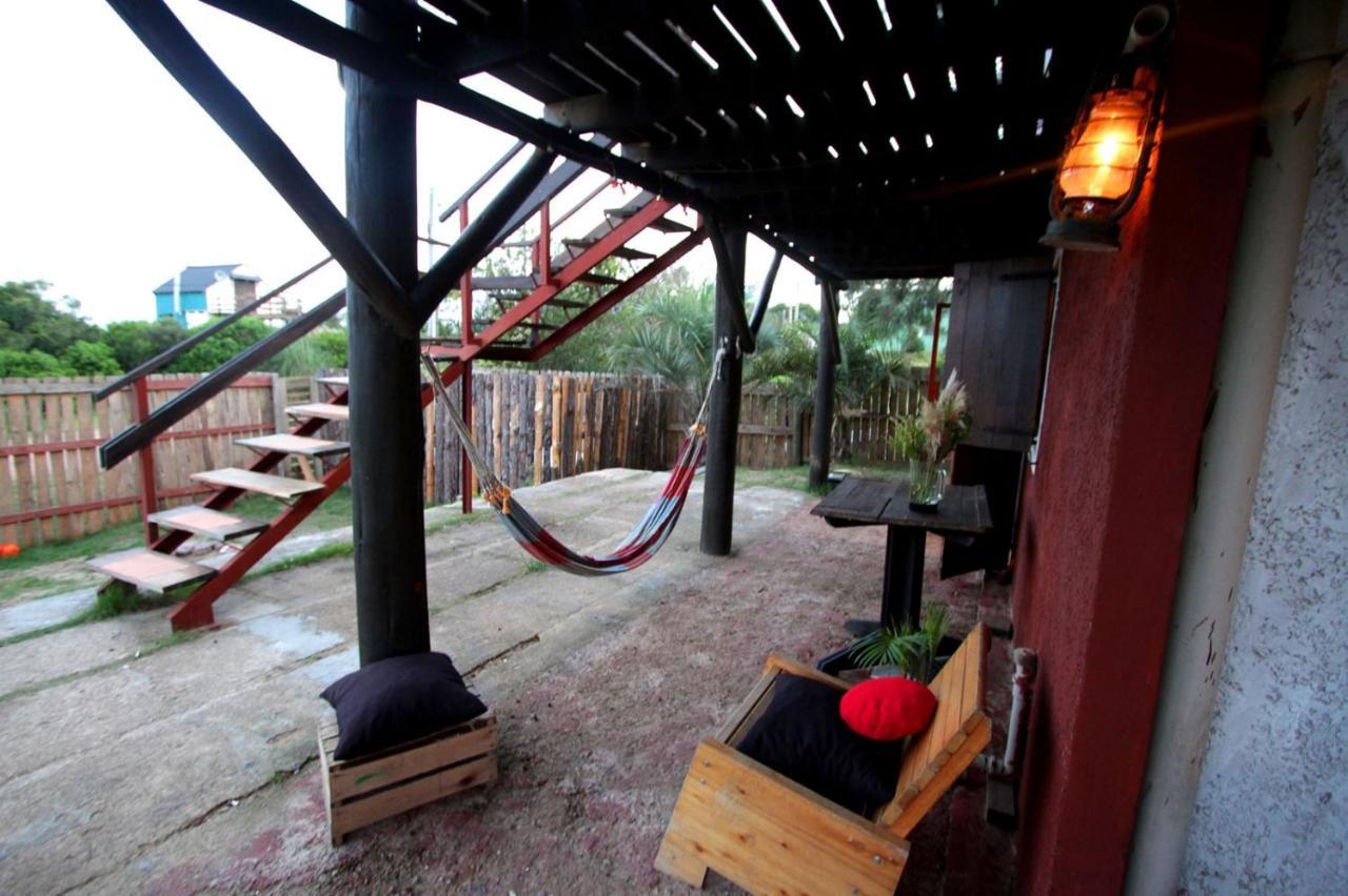Casa De Huespedes Amigos Del Diablo Hotel ปุนตาเดลดีอาโบล ภายนอก รูปภาพ